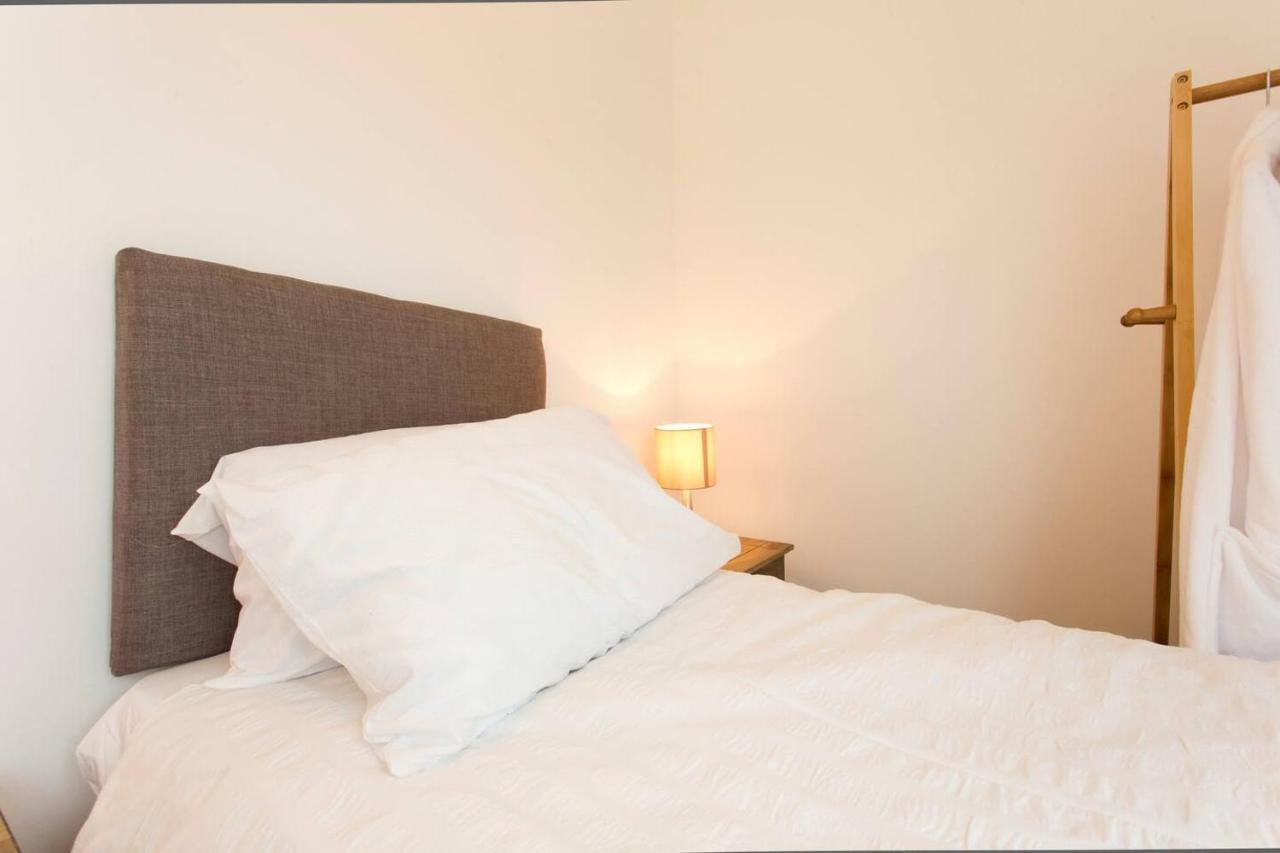 Remarkable 2-Bed Apartment In Culross Exteriör bild